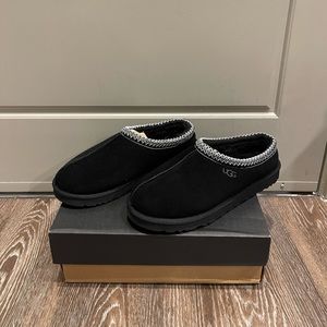 Ugg Tasman slipper black
